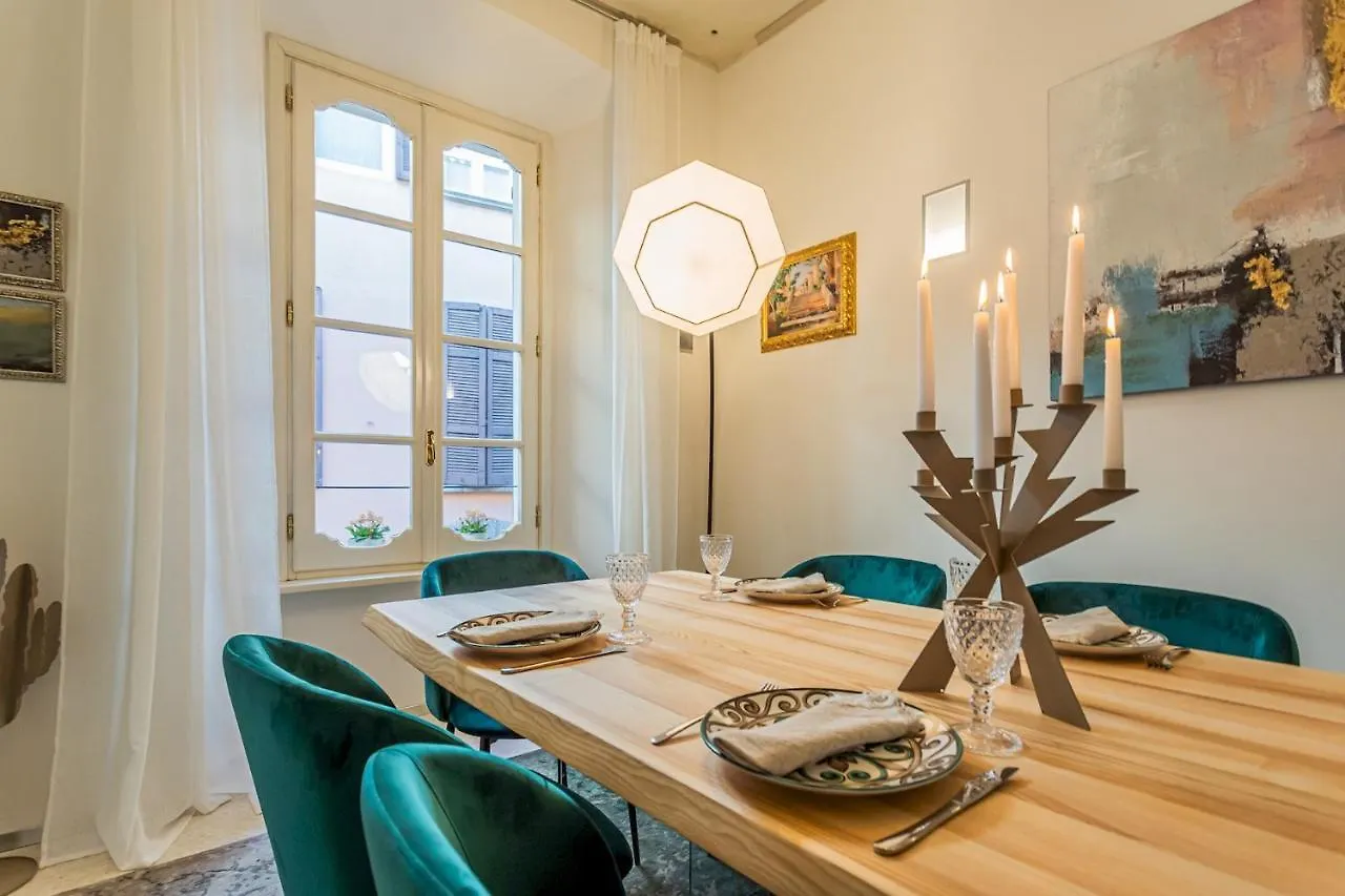 Rovelli 41 By Rent All Como 0*,