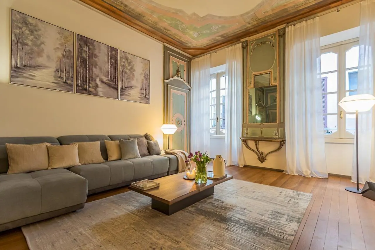 Rovelli 41 By Rent All Como 0*,  Italy